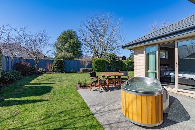 Photo of property in 26 Cedar Place, Rangiora, 7400