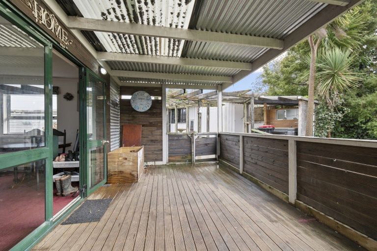 Photo of property in 14 Ngareta Street, Marton, 4710