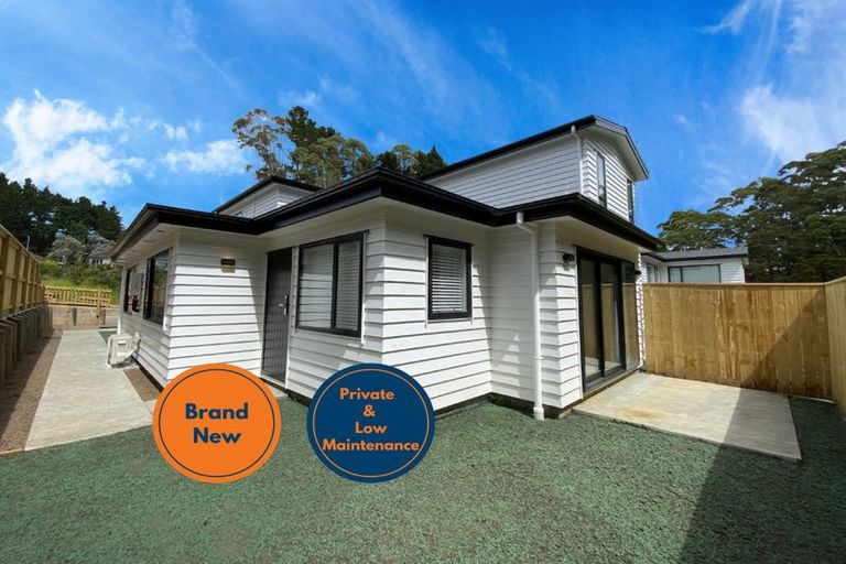 Photo of property in 8 Tagish Way, Orewa, 0931