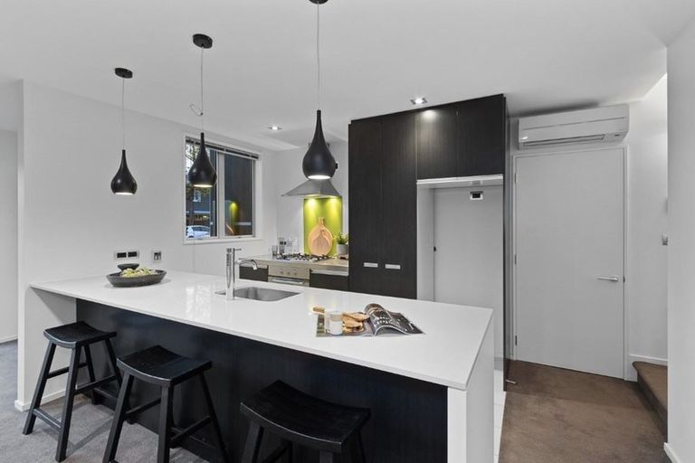 Photo of property in 142 Bishop Street, St Albans, Christchurch, 8014