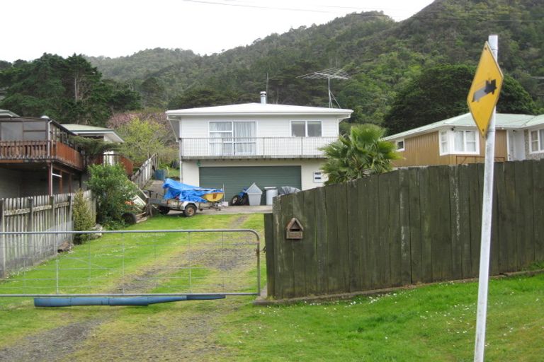 Photo of property in 1290 Huia Road, Huia, Auckland, 0604