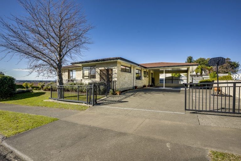 Photo of property in 79 Churchill Drive, Taradale, Napier, 4112