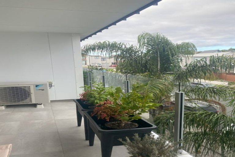 Photo of property in 210/17 Link Crescent, Stanmore Bay, Whangaparaoa, 0932