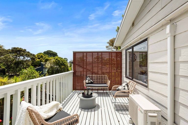 Photo of property in 2/30 Fordham Street, Beach Haven, Auckland, 0626