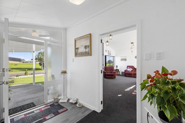 Photo of property in 36 Park Lane, Waitara, 4320