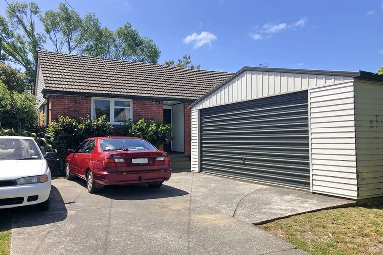 Photo of property in 18 Hooker Avenue, Bryndwr, Christchurch, 8053