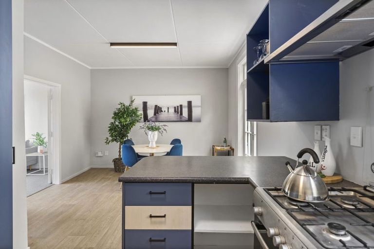 Photo of property in 71 Duncan Terrace, Kilbirnie, Wellington, 6022