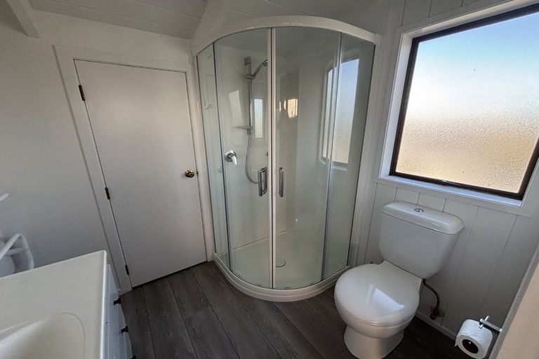 Photo of property in 27a Bay Street, Red Beach, 0932