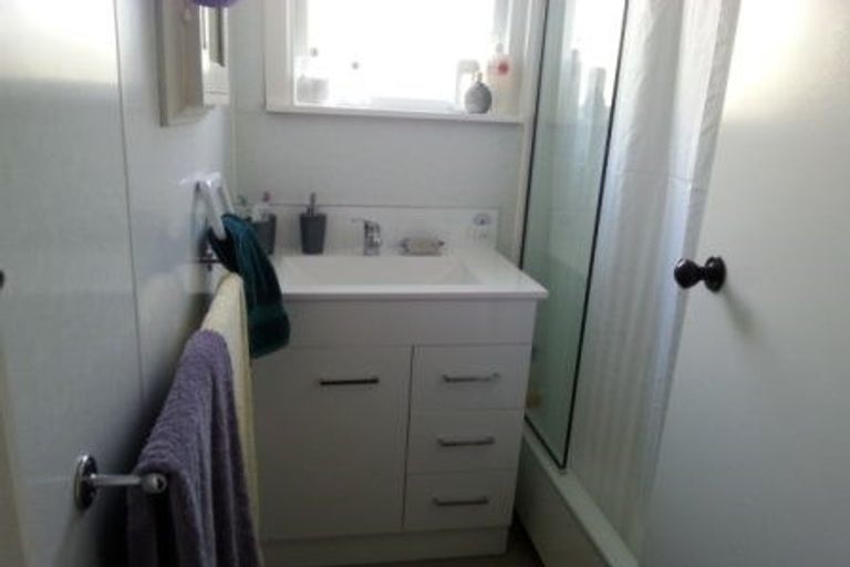 Photo of property in 22 Seddon Crescent, Marewa, Napier, 4110