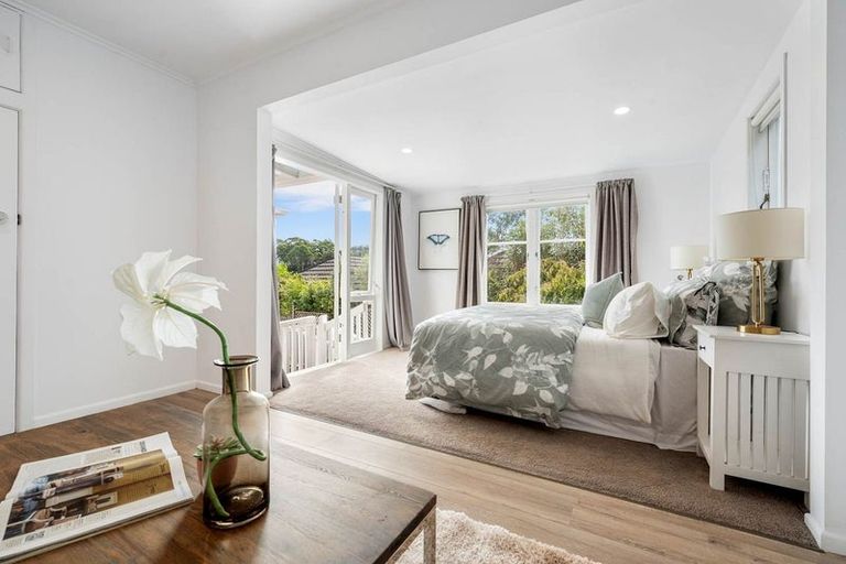 Photo of property in 2/18 Kenmure Avenue, Forrest Hill, Auckland, 0620