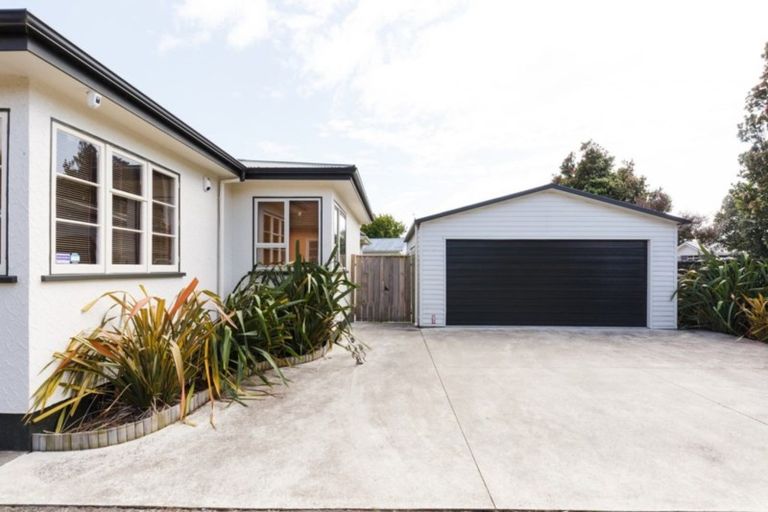 Photo of property in 100 Manawatu Street, Hokowhitu, Palmerston North, 4410
