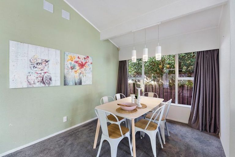 Photo of property in 103 Leinster Avenue, Raumati South, Paraparaumu, 5032