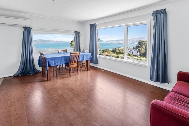 Photo of property in 2/74 Homebush Road, Khandallah, Wellington, 6035