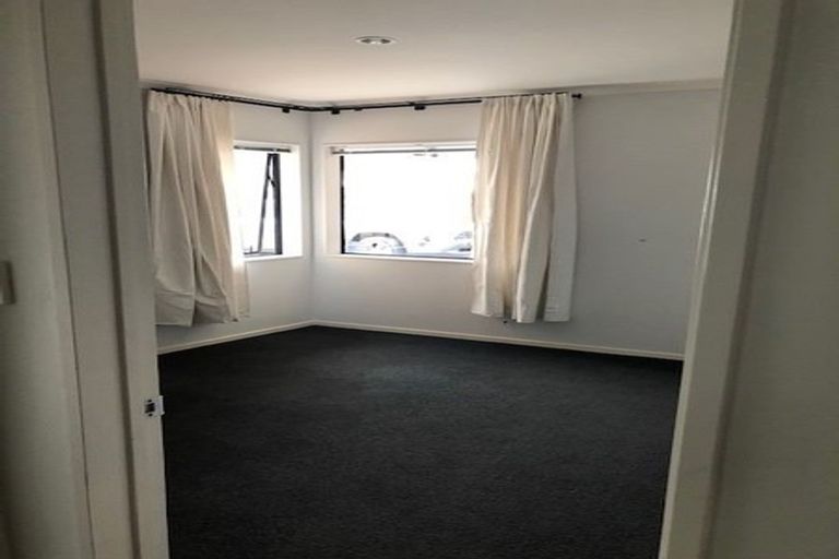 Photo of property in 35 Amberley Crescent, Bethlehem, Tauranga, 3110