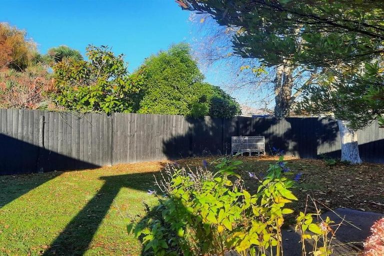 Photo of property in 47 Stapletons Road, Richmond, Christchurch, 8013