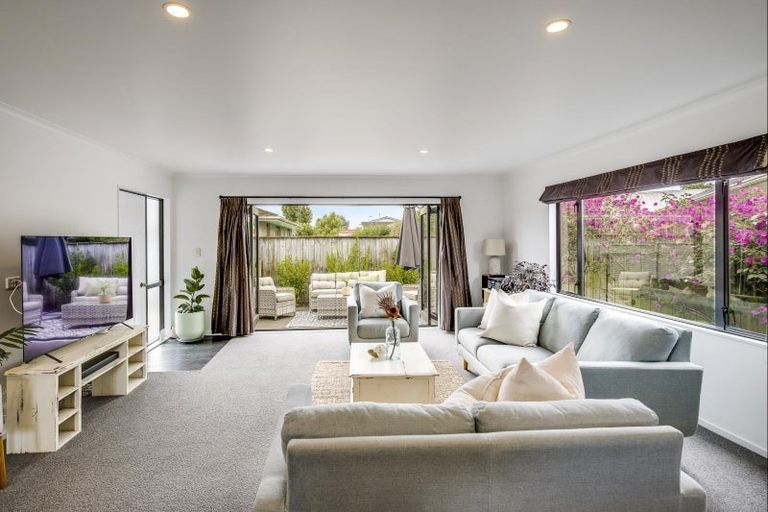 Photo of property in 23a Avondale Road, Taradale, Napier, 4112