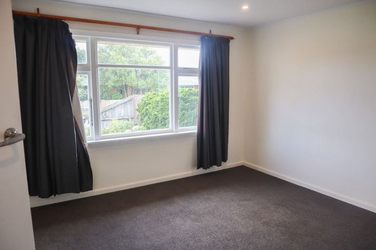 Photo of property in 2 Owens Terrace, Upper Riccarton, Christchurch, 8041