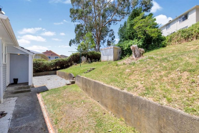 Photo of property in 96 Hampshire Street, Cannons Creek, Porirua, 5024