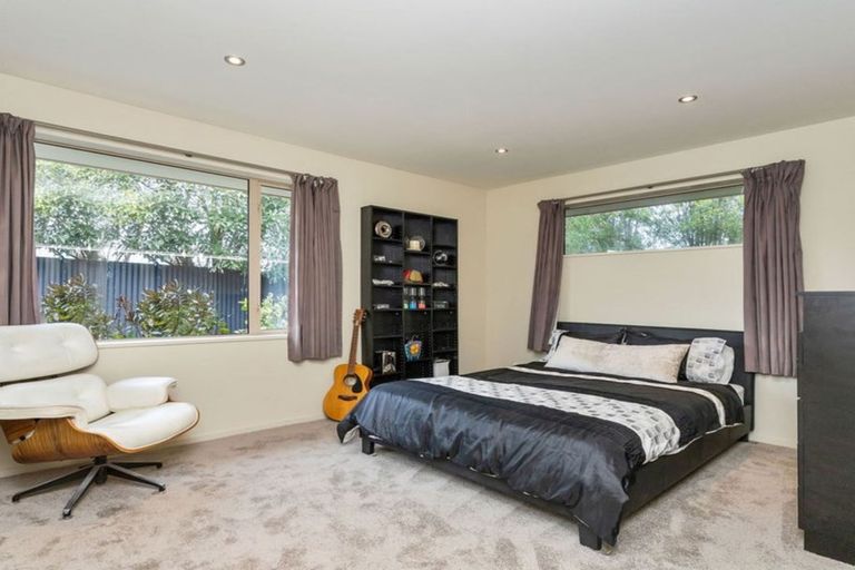 Photo of property in 21 Saltaire Street, North New Brighton, Christchurch, 8083