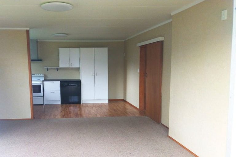 Photo of property in 2/59 Lanark Crescent, Tamatea, Napier, 4112