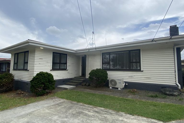 Photo of property in 215 Portage Road, Papatoetoe, Auckland, 2025