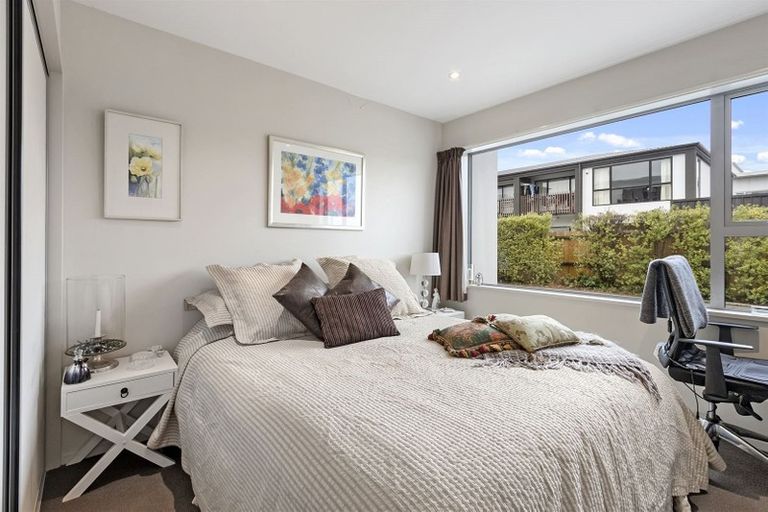 Photo of property in 34a Packe Street, Edgeware, Christchurch, 8013