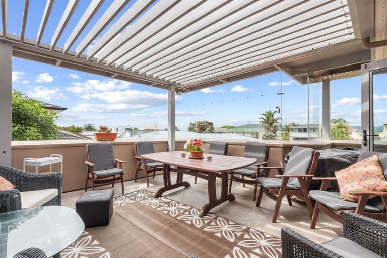 Photo of property in 25a Dickson Road, Papamoa Beach, Papamoa, 3118