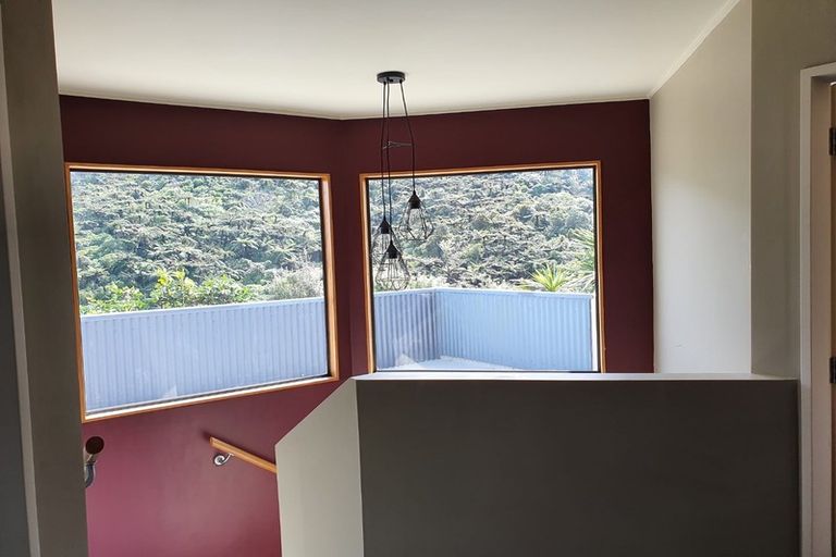 Photo of property in 107 Viewmont Drive, Harbour View, Lower Hutt, 5010