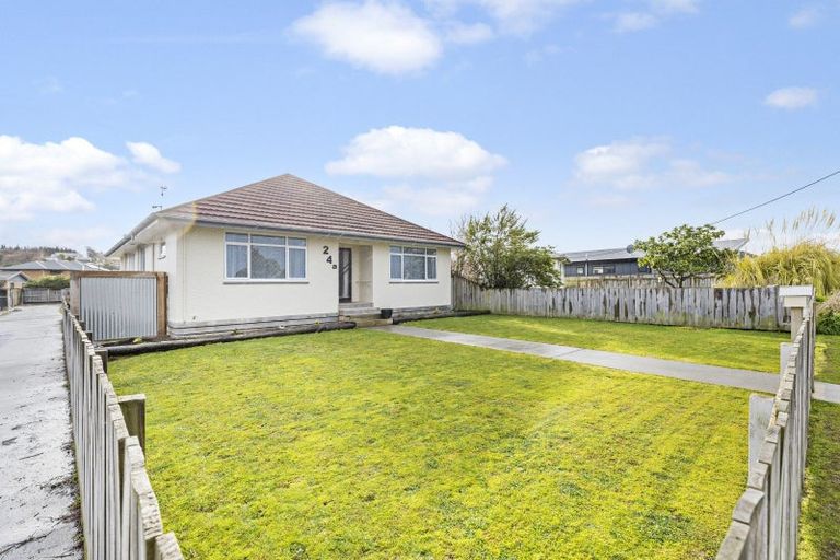 Photo of property in 24a Lethbridge Street, Feilding, 4702