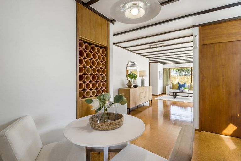 Photo of property in 4 Terrylyn Drive, Hillcrest, Auckland, 0627