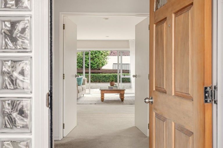 Photo of property in 1 Omanu Court, Mount Maunganui, 3116