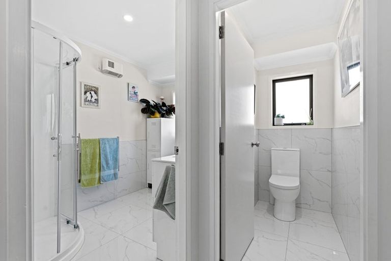 Photo of property in 6 Karlos Lane, Levin, 5510