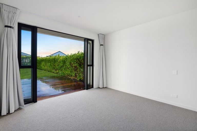 Photo of property in 13 William Blake Way, Riverhead, 0820