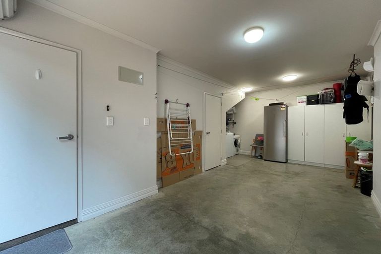 Photo of property in 42 Pipitea Street, Thorndon, Wellington, 6011
