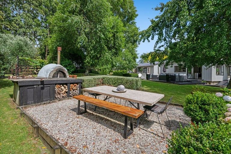 Photo of property in 414 Kaipara Coast Highway, Helensville, Kaukapakapa, 0871