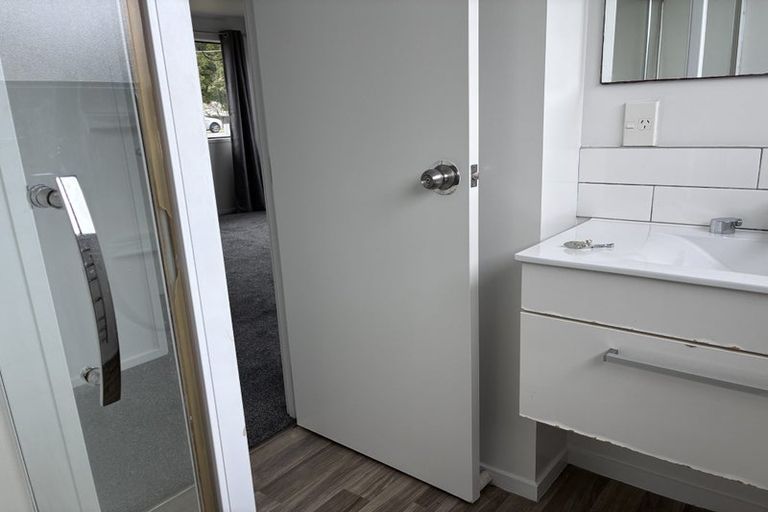 Photo of property in 337 Swanson Road, Ranui, Auckland, 0612