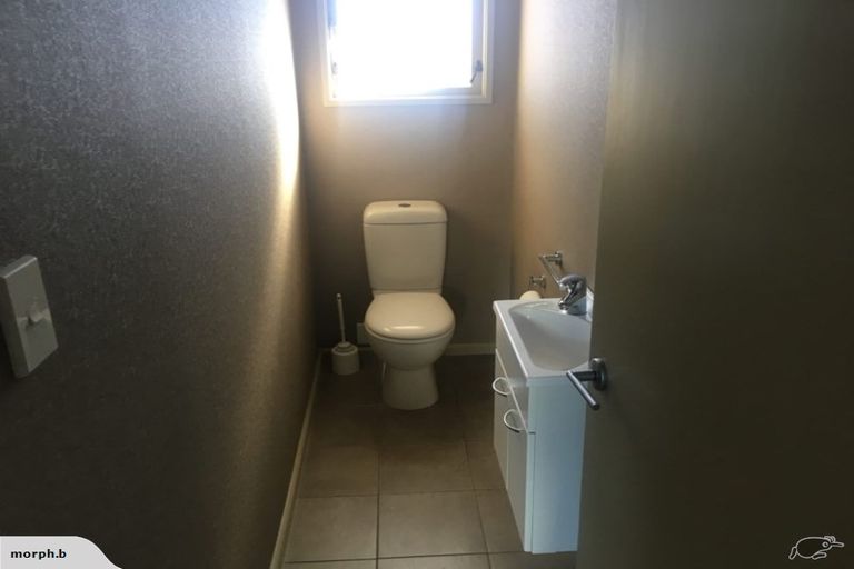 Photo of property in 33 Trigg Crescent, Taradale, Napier, 4112