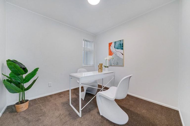 Photo of property in 37 Hokianga Street, Mangere East, Auckland, 2024