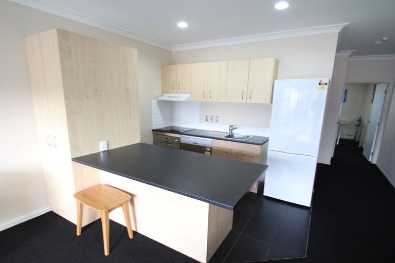 Photo of property in 112/3 Morningside Drive, Morningside, Auckland, 1025