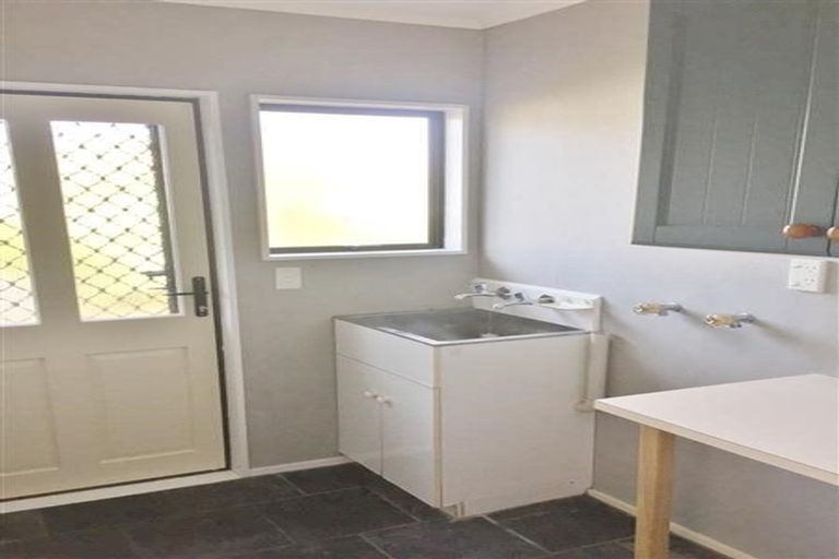 Photo of property in 12 Sheffield Place, Springvale, Whanganui, 4501