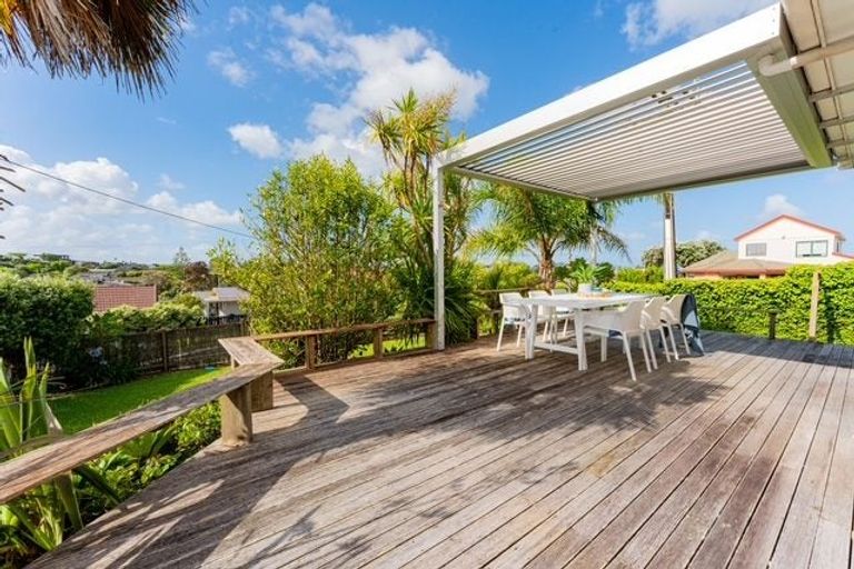 Photo of property in 34 Bay Street, Red Beach, 0932