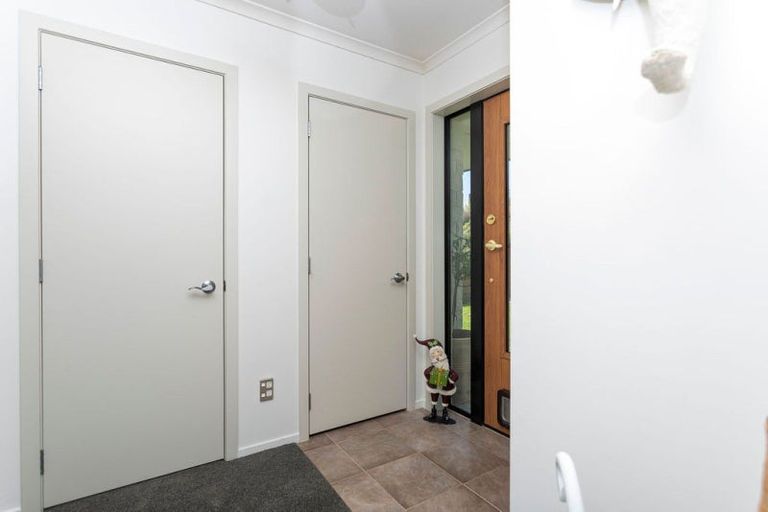 Photo of property in 15b Edward Street, Dannevirke, 4930