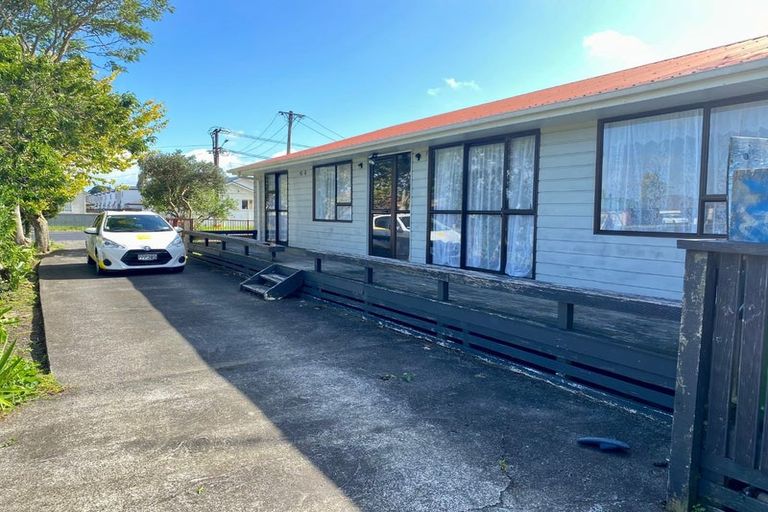 Photo of property in 109 Manuroa Road, Takanini, 2112