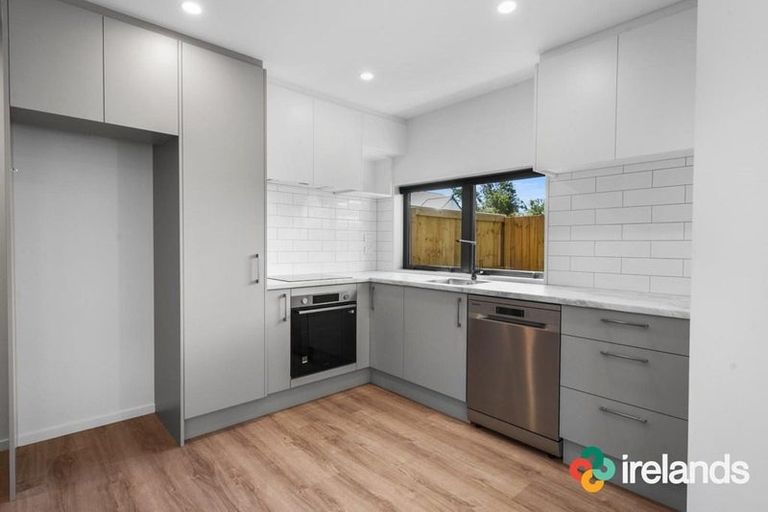 Photo of property in 2/139 Aldwins Road, Phillipstown, Christchurch, 8062