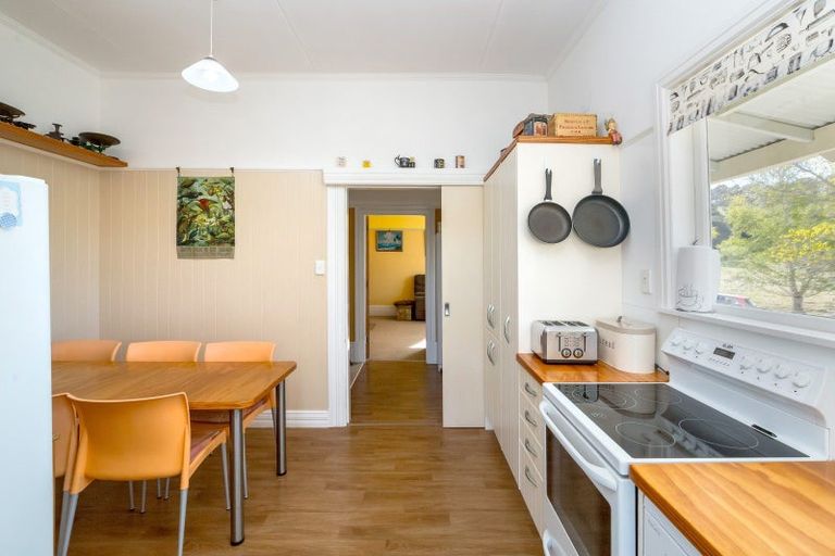 Photo of property in 205 Caveland Road, Te Whiti, Masterton, 5884