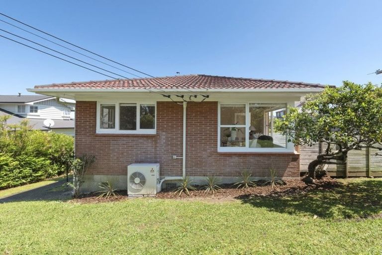 Photo of property in 1/15 Northboro Road, Hauraki, Auckland, 0622