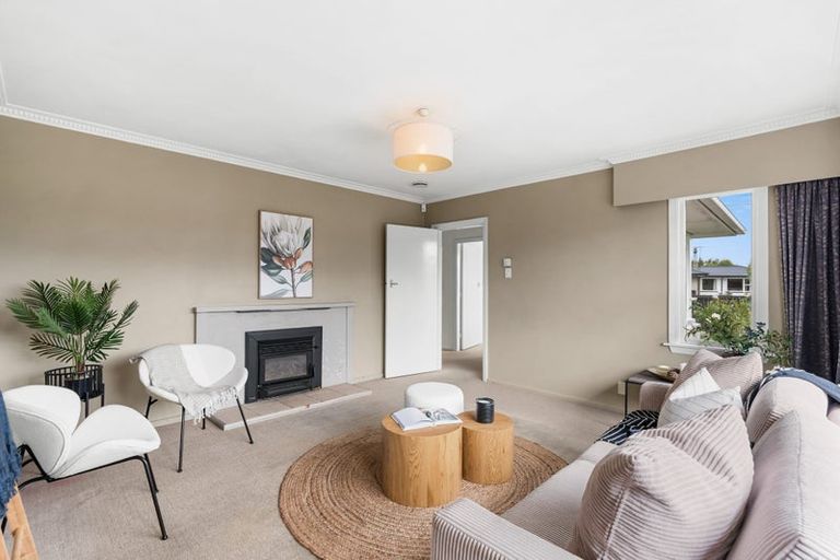 Photo of property in 37 Bourne Crescent, Papanui, Christchurch, 8053