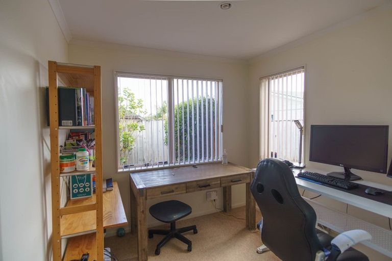 Photo of property in 38a County Road, Torbay, Auckland, 0630