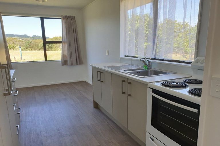 Photo of property in 42 Parakai Avenue, Parakai, 0830