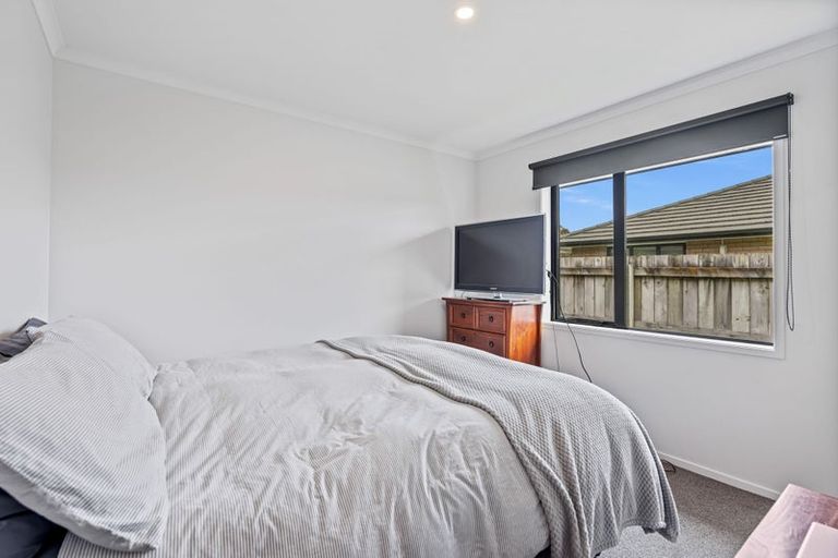 Photo of property in 42 Tamure Place, Ruakaka, 0116